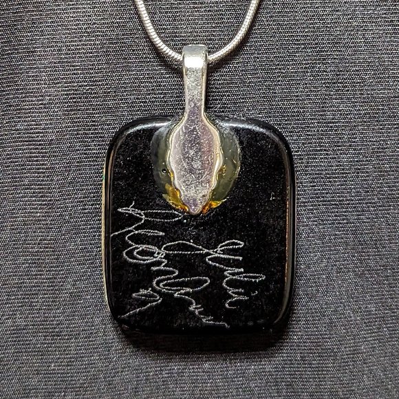 Signed Large SNOWMAN Etch Pink & Purple Dichroic Glass Pendant w/Sterling Chain - Picture 3 of 6